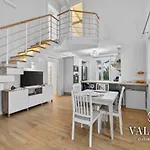 Вилла Blu Lucca- Pool And Parking 10 Min From Lucca Капаннори