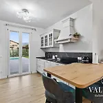 Вилла Blu Lucca- Pool And Parking 10 Min From Lucca *