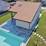 Blu Lucca- Pool And Parking 10 Min From Lucca Вилла *