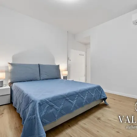 Blu Lucca- Pool And Parking 10 Min From Lucca