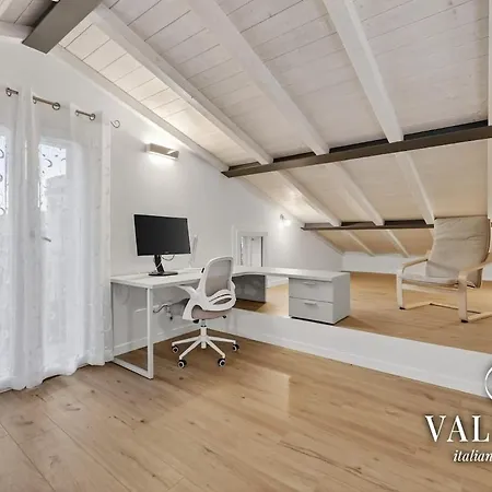 Blu Lucca- Pool And Parking 10 Min From Lucca فيلة *